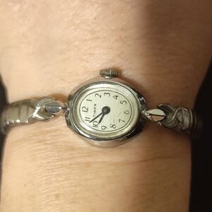 Vintage Ladies Timex, Excellent Condition